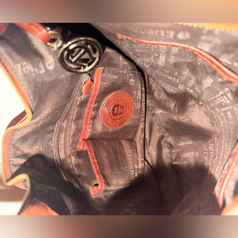 Etienne Aigner Brown Leather Slouchy Hobo Bag🤎👜 - Picture 4 of 4